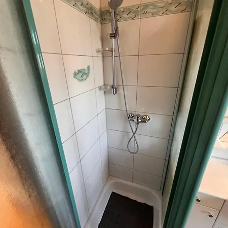 Ubytování v soukromí Monteurzimmer Wohngemeinschaft Oder Komplette Monteurwohnung In Mit Getrennten Betten Wlan Kueche Perfekt Fuer Teams *